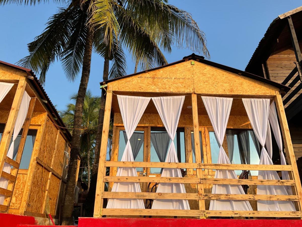فندق بالوليمفي  Papillon Beach Huts المظهر الخارجي الصورة