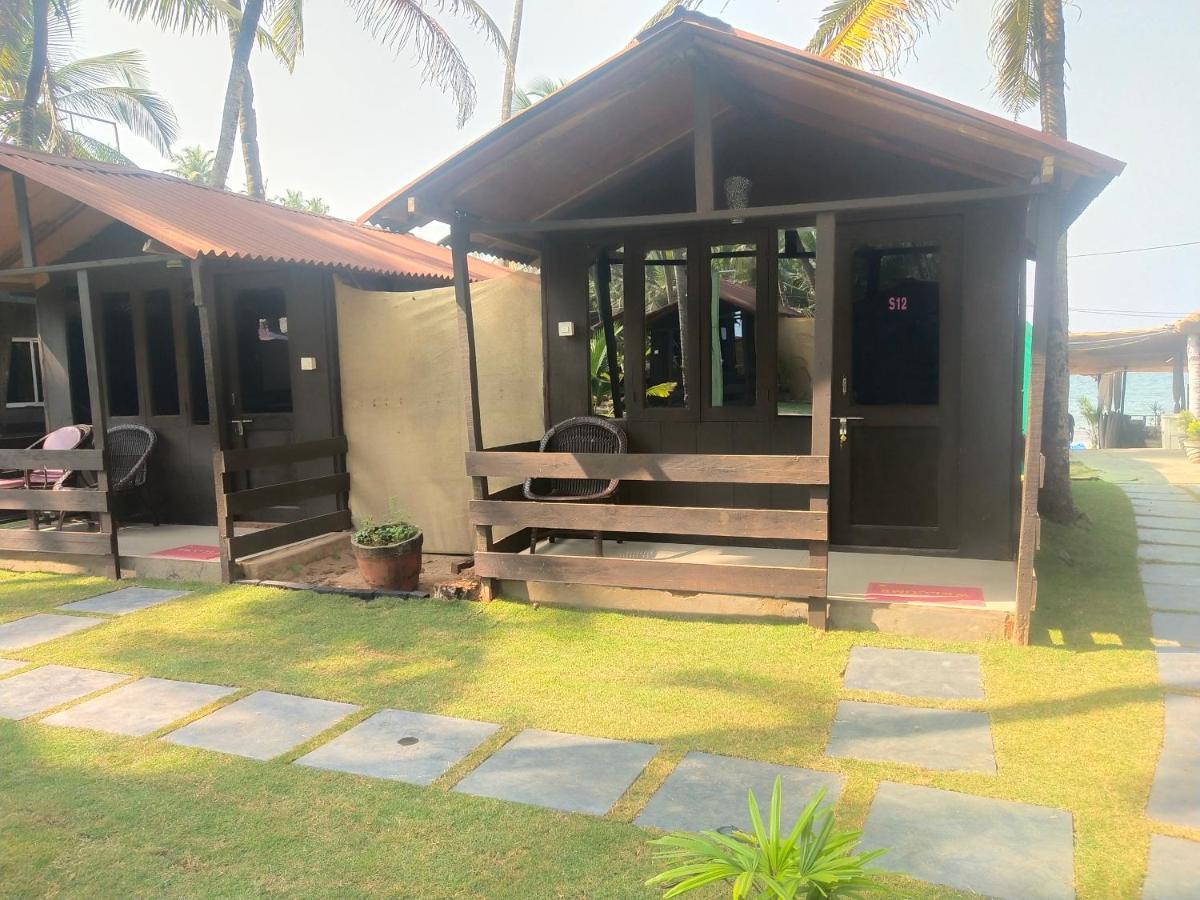 فندق بالوليمفي  Papillon Beach Huts المظهر الخارجي الصورة